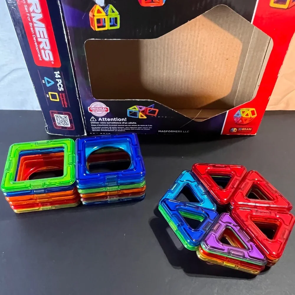 Magformers 18pc‎ Basic Set Kids Rainbow Magnetic Building Tiles Toy euc